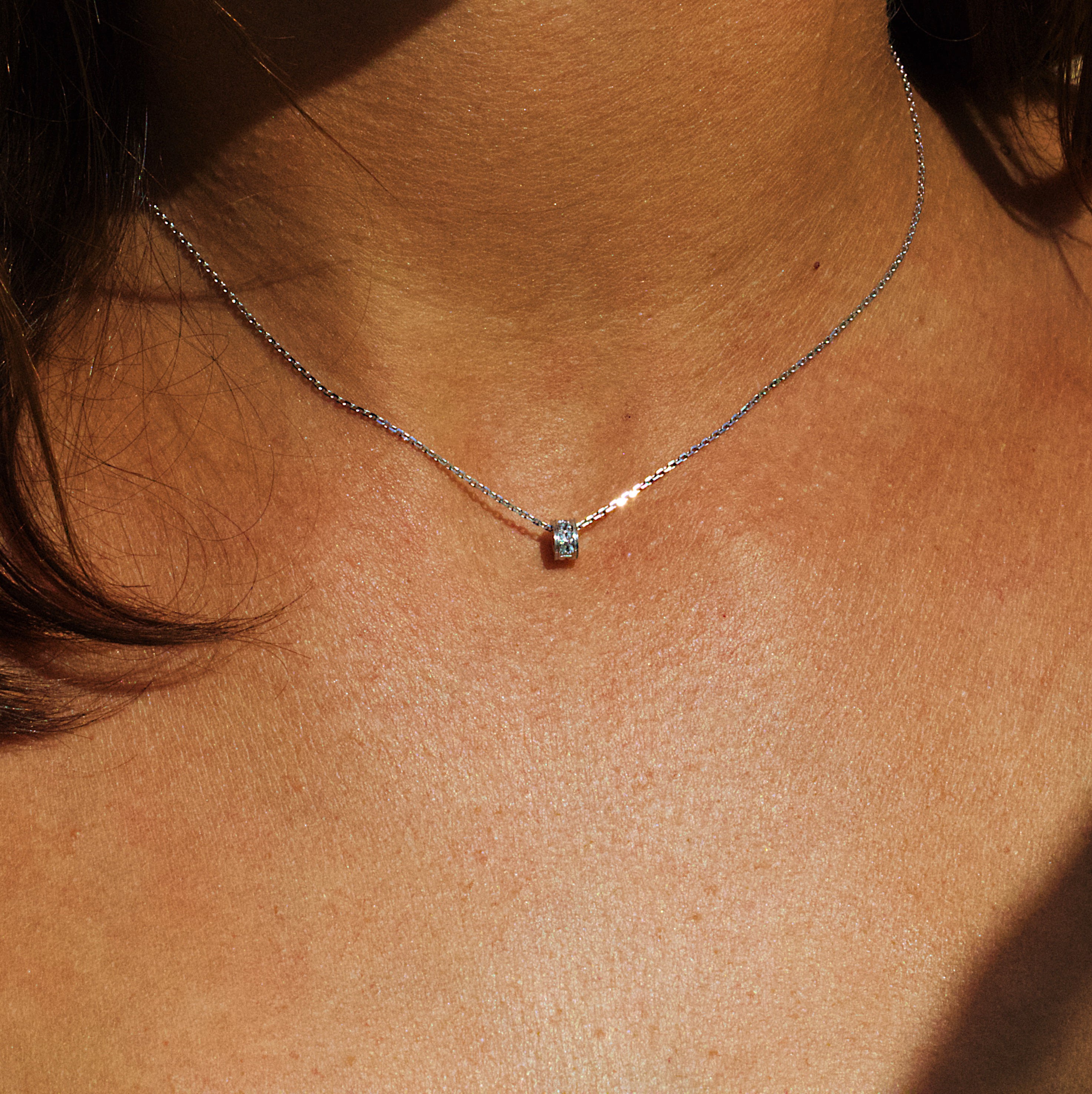 Collier “Gramme”, Or Blanc, Topazes
