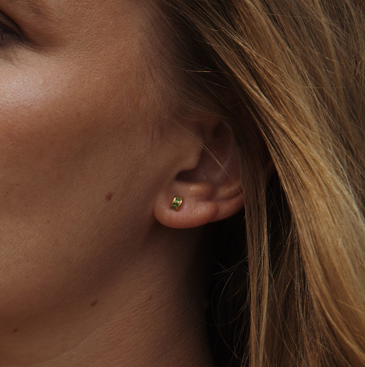 Boucles “Gramme”, Or Jaune, Tsavorite