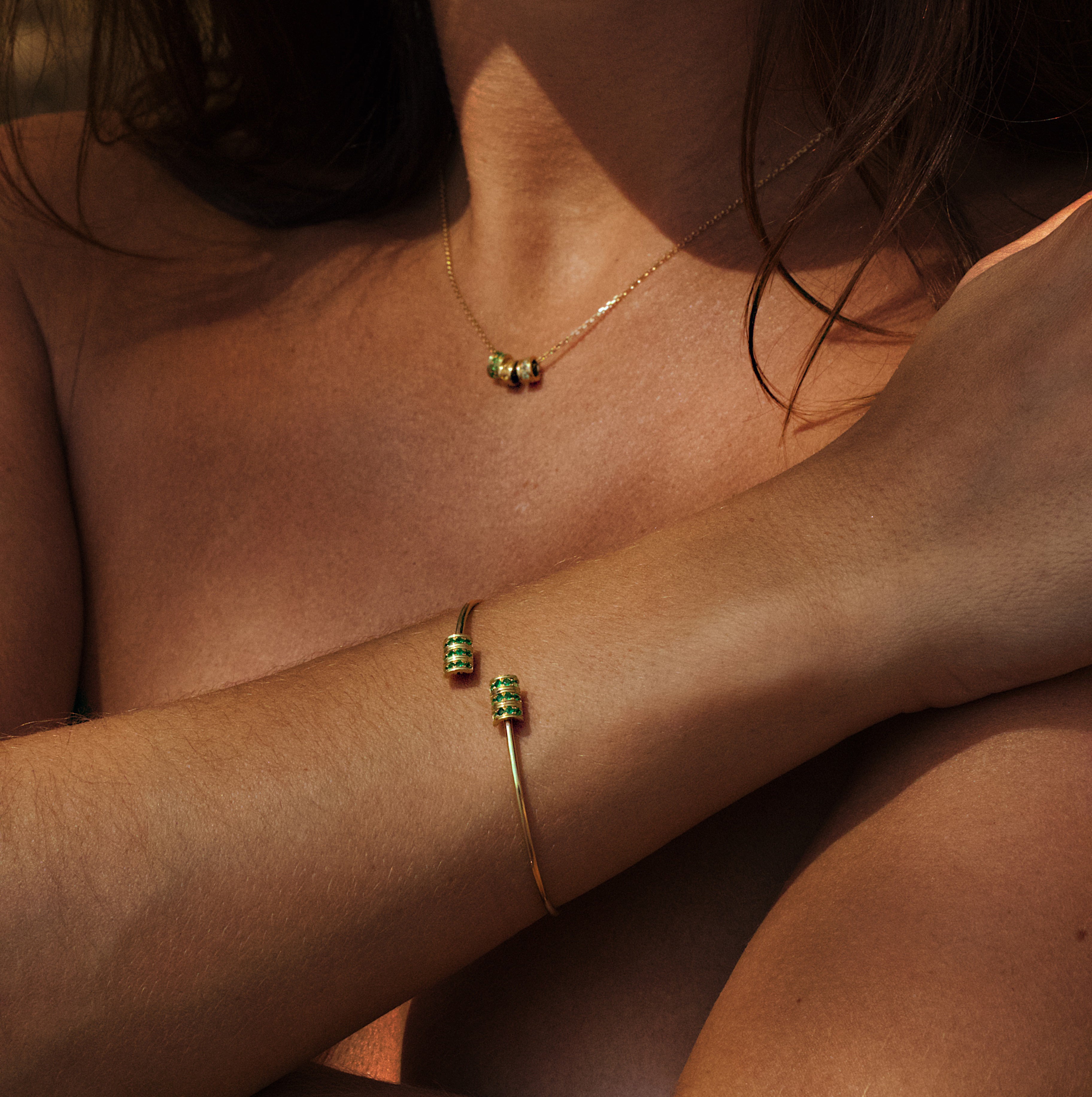 Bracelet jonc “Gramme”, Or Jaune, Tsavorite