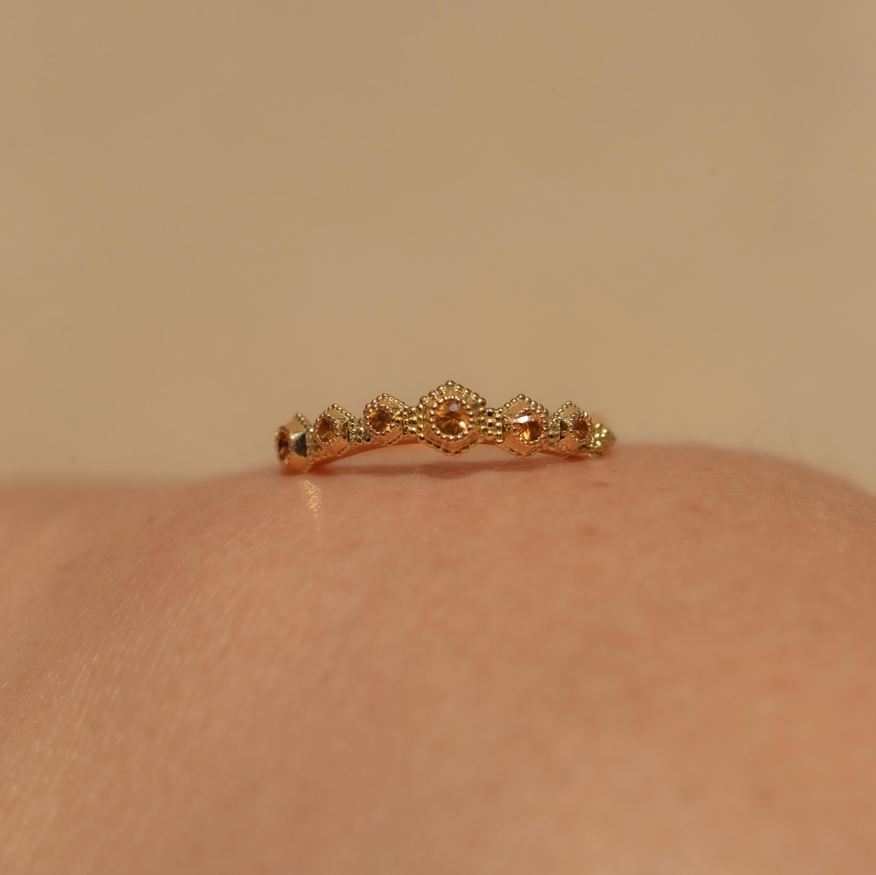 Bague Stellaire, Or, Grenat Spessartite Intensité 1