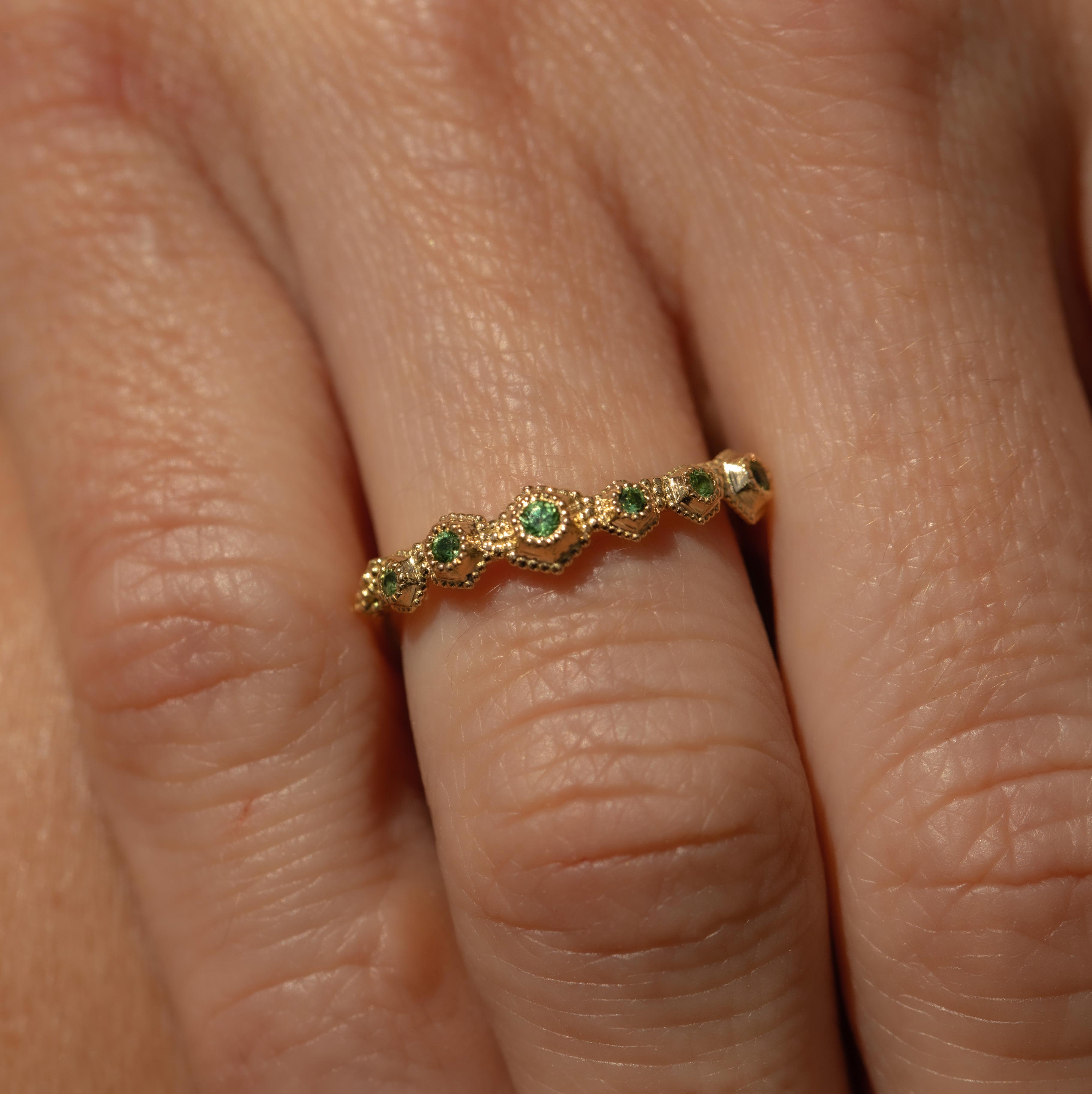 Bague Stellaire, Or, Tsavorites Intensité 1