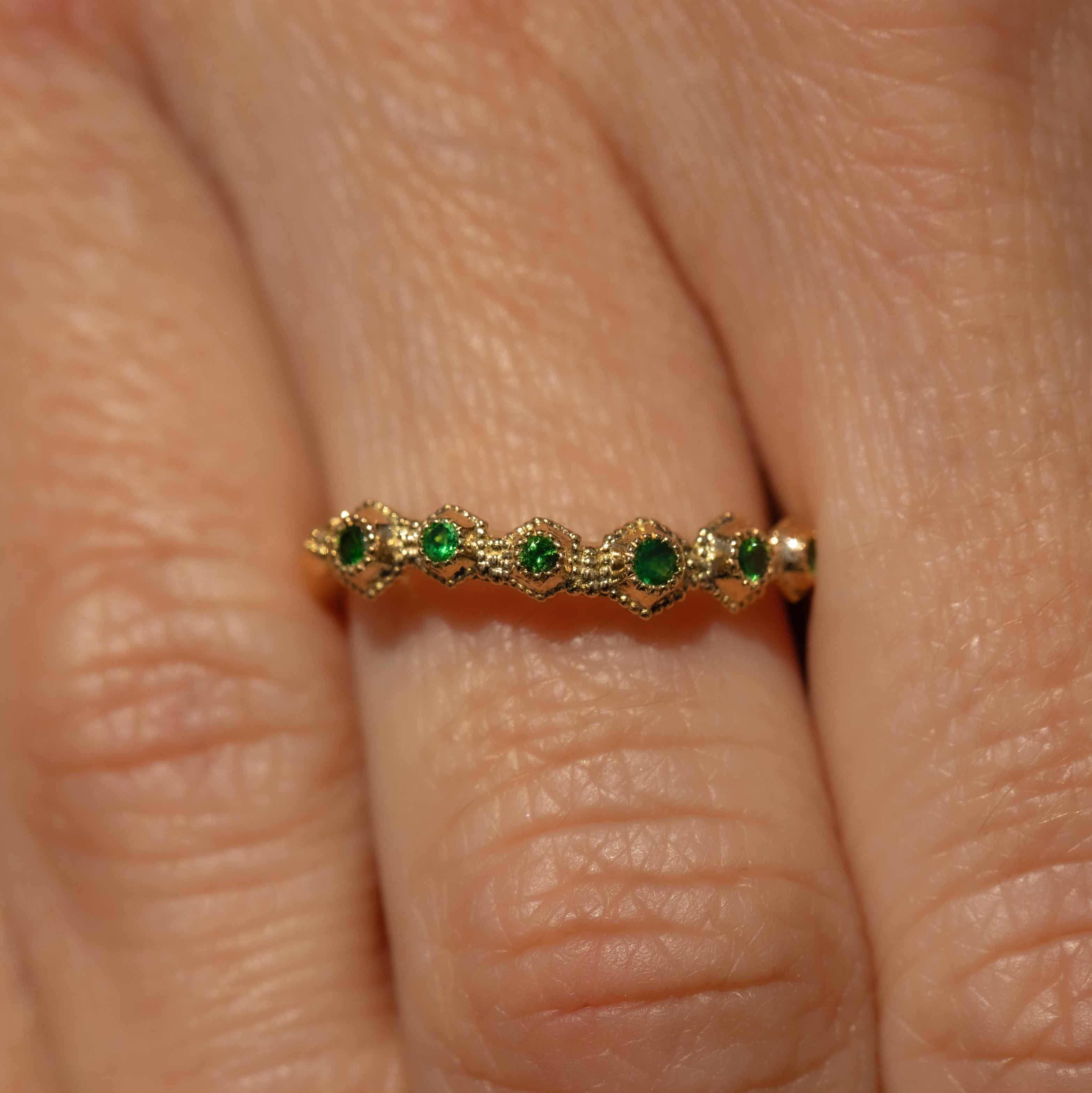 Stellar Ring, Yellow Gold, Tsavorites Intensity 1