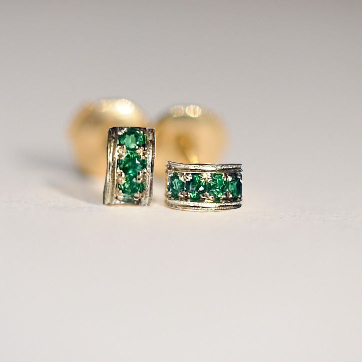 The "Gram" earrings, Gold 18k, Tsavorite stones