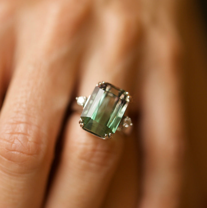 Bague Jeanne, Or, Tourmaline Verte Bicolore